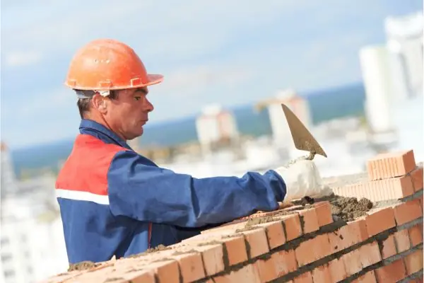 construction mason bricklayer