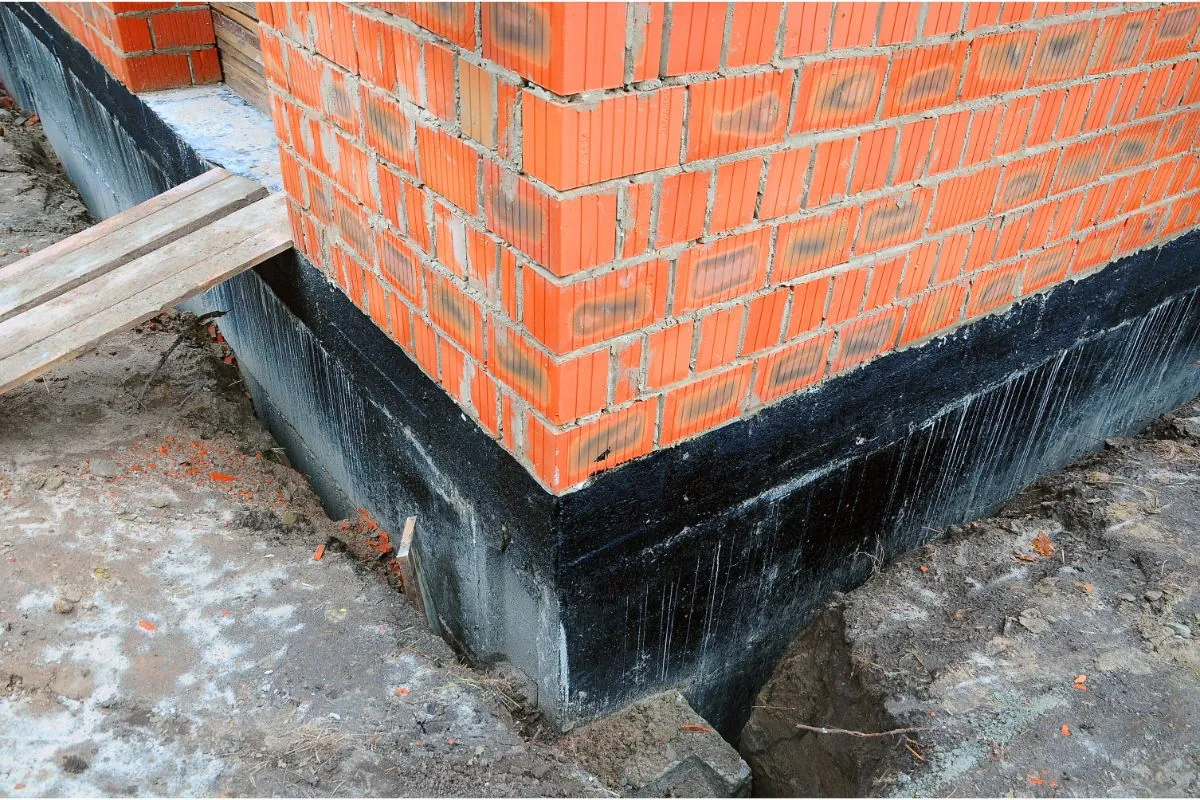 construction techniques for waterproofing basement and foundation